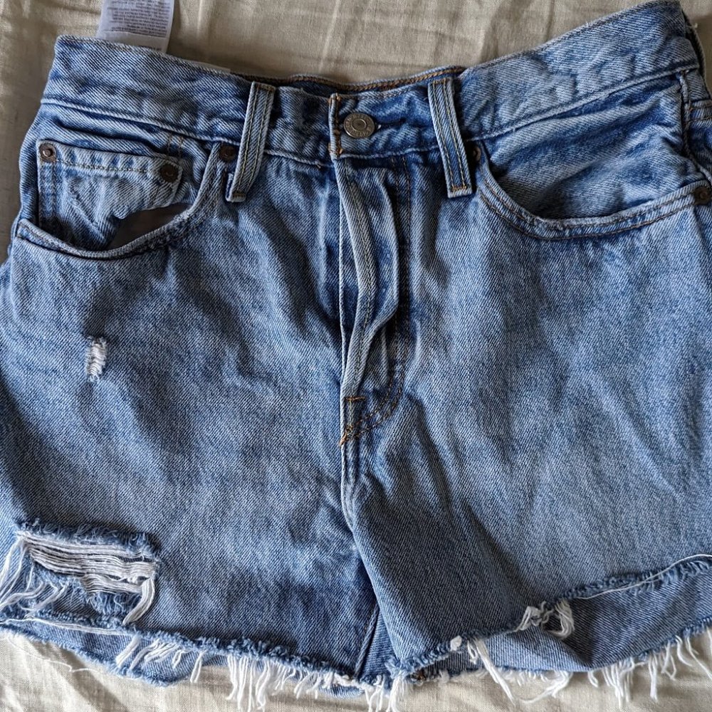 Womens Levi 501 Cutoff Shorts 27